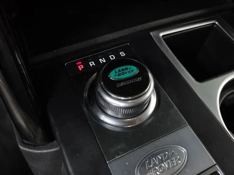 Land Rover Discovery, снимка 9 - Автомобили и джипове - 56736975