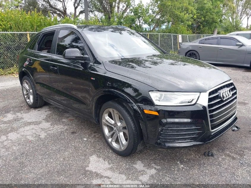 Audi Q3 2.0L I-4 DI, DOHC, VVT, TURBO, 200HP Front Wheel, снимка 1