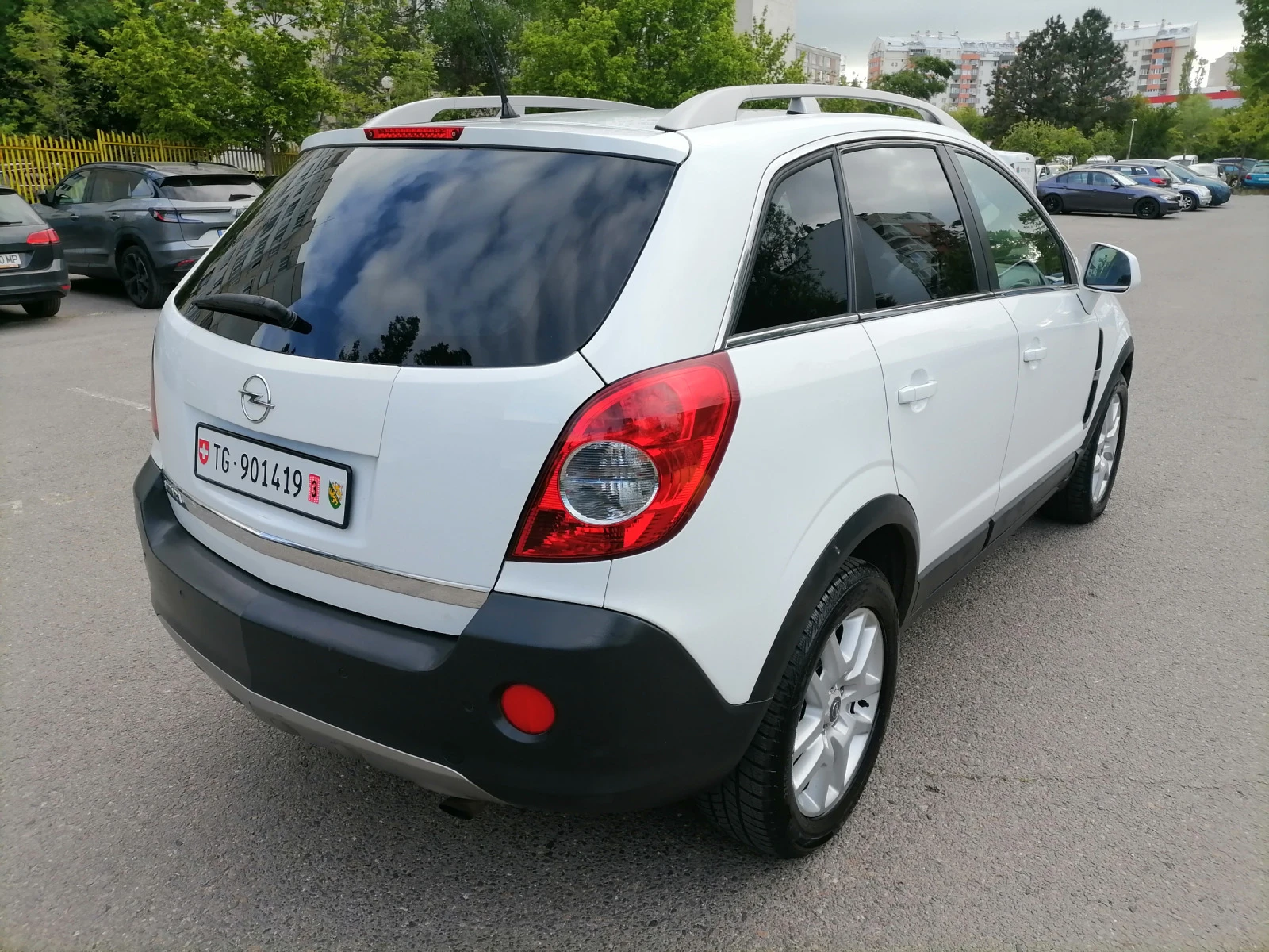 Opel Antara 2.4 4x4 SWISS - изображение 7