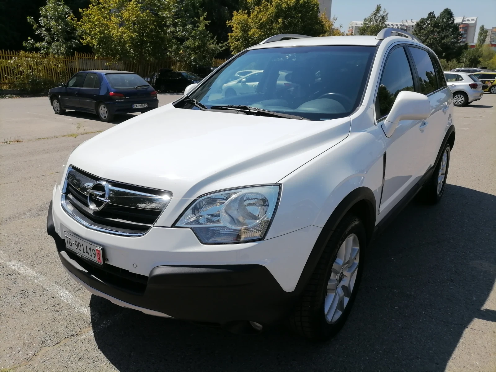 Opel Antara 2.4 4x4 SWISS - изображение 3