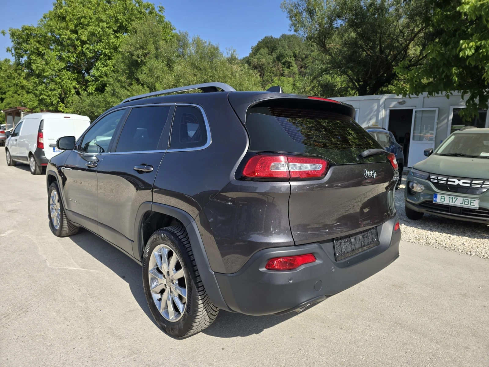 Jeep Cherokee 2.0mjt 170к.с 4wd Топ състояние  - изображение 3