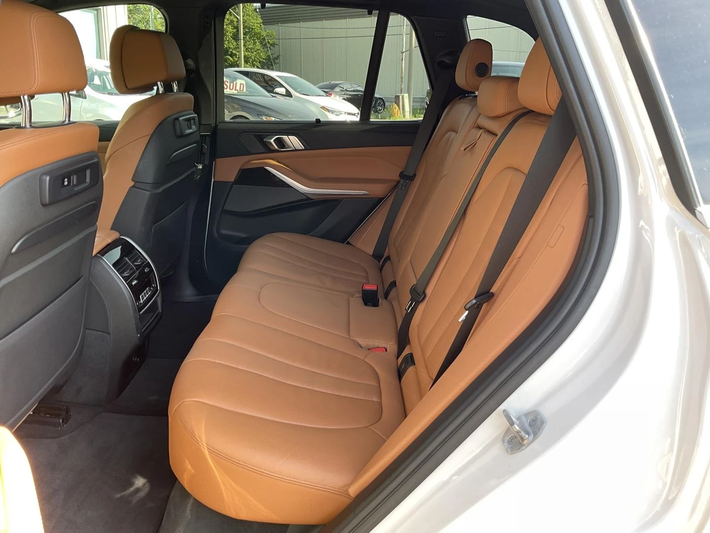 BMW X5 xDrive40i - изображение 9