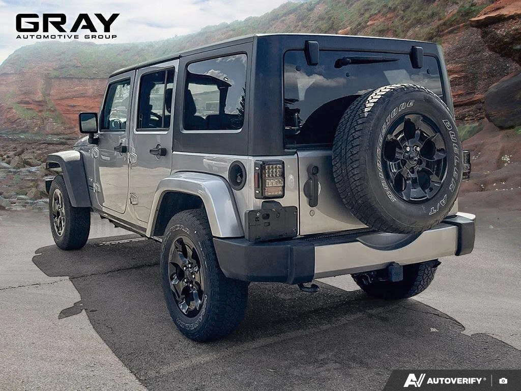 Jeep Wrangler * Unlimited Sahara 4WDАвтоКреди* (ЦЕНА ДО БГ) - изображение 3