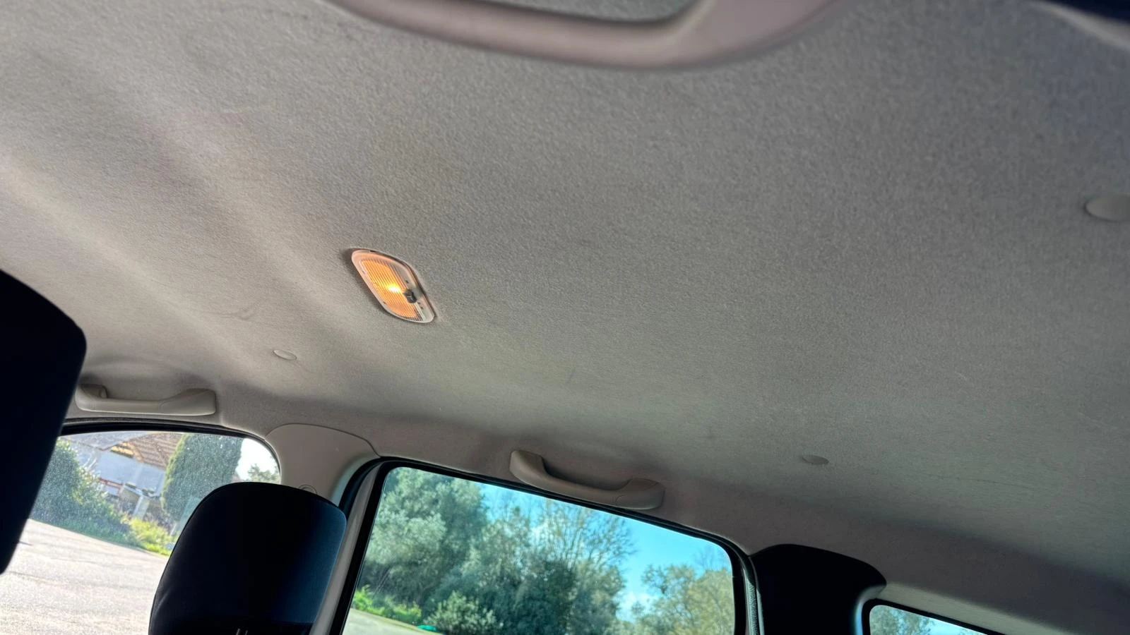 Dacia Duster 1.6 �a�  ������ | Mobile.bg � ����������� 12