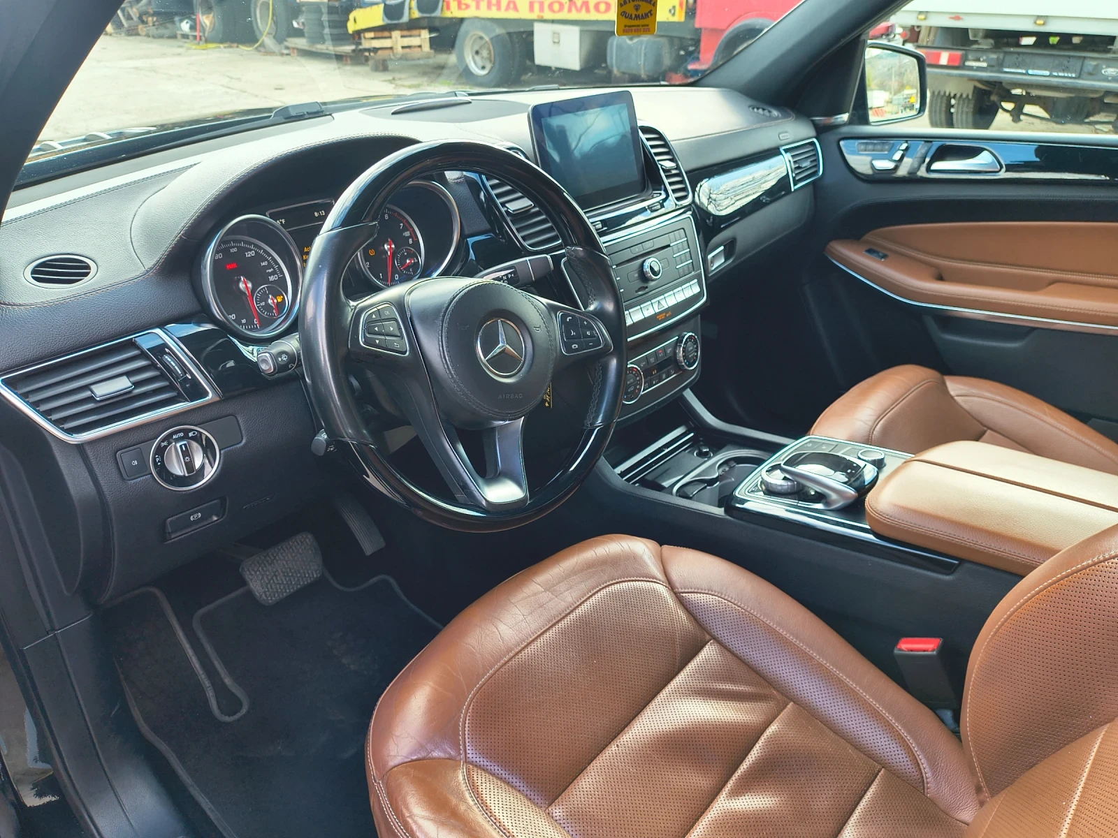 Mercedes-Benz GLS 500, снимка 12 - Автомобили и джипове - 53868625