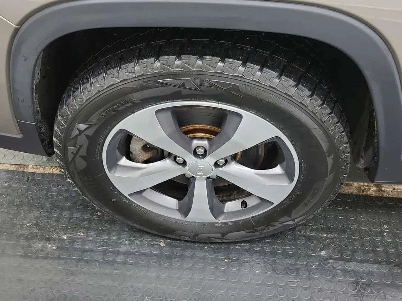 Jeep Cherokee * LIMITED * CARFAX * ПАНОРАМА * , снимка 7 - Автомобили и джипове - 53964570