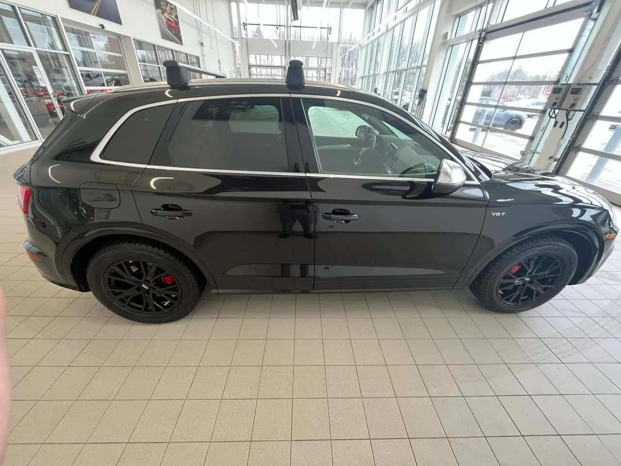 Audi SQ5 Technik/CARFAX/ПАНОРАМА/360 CAM, снимка 4 - Автомобили и джипове - 54115250