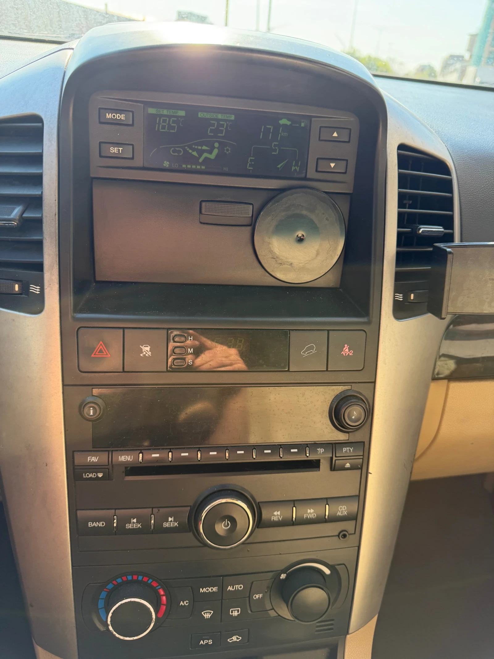 Chevrolet Captiva, снимка 8 - Автомобили и джипове - 54314929