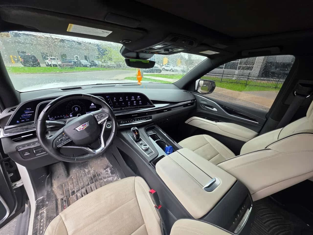 Cadillac Escalade * Sport * 2 КЛЮЧА* ПОДГРЕВ* KEYLESS* PANO* , снимка 9 - Автомобили и джипове - 54368572