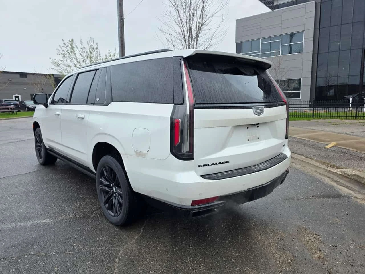 Cadillac Escalade * Sport * 2 КЛЮЧА* ПОДГРЕВ* KEYLESS* PANO* , снимка 12 - Автомобили и джипове - 54368572