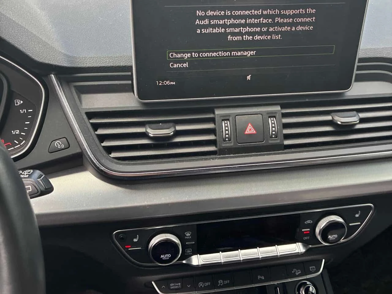 Audi Q5 * Technik * 360 * ПОДГРЕВИ * 2 КЛЮЧА, снимка 9 - Автомобили и джипове - 54383762