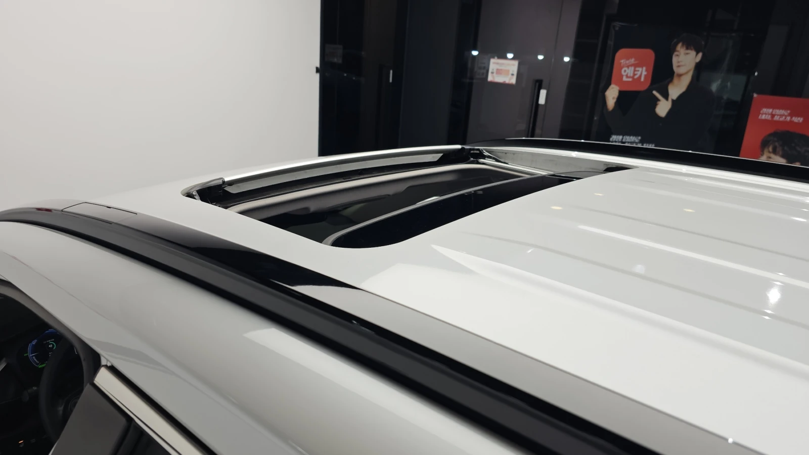 Toyota Rav4 * LIMITED* HYBRID* AWD* , снимка 15 - Автомобили и джипове - 55086873
