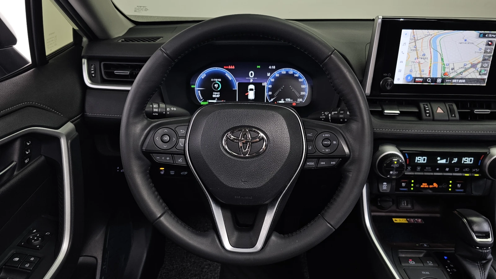 Toyota Rav4 * LIMITED* HYBRID* AWD* , снимка 9 - Автомобили и джипове - 55086873