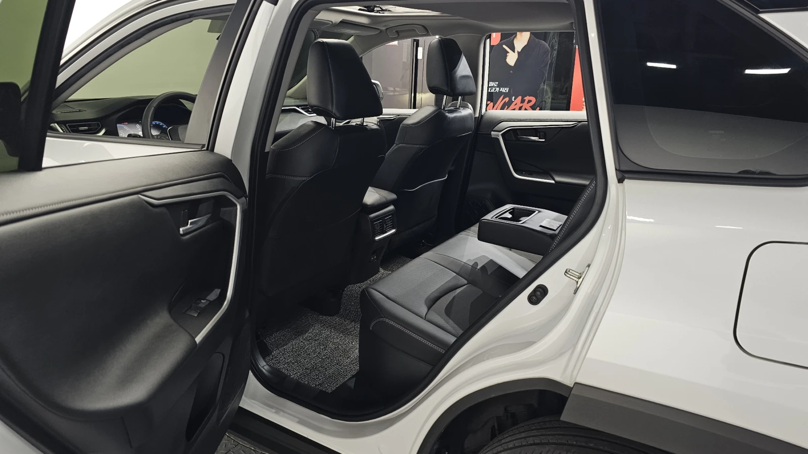 Toyota Rav4 * LIMITED* HYBRID* AWD* , снимка 14 - Автомобили и джипове - 55086873