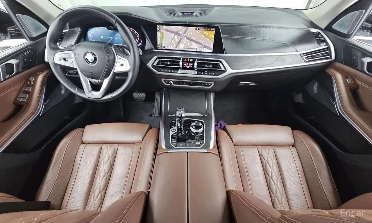 BMW X7 * xDrive 40i * ОБДУХВАНЕ * ЛАЗЕРИ * B&O * , снимка 7 - Автомобили и джипове - 55703053