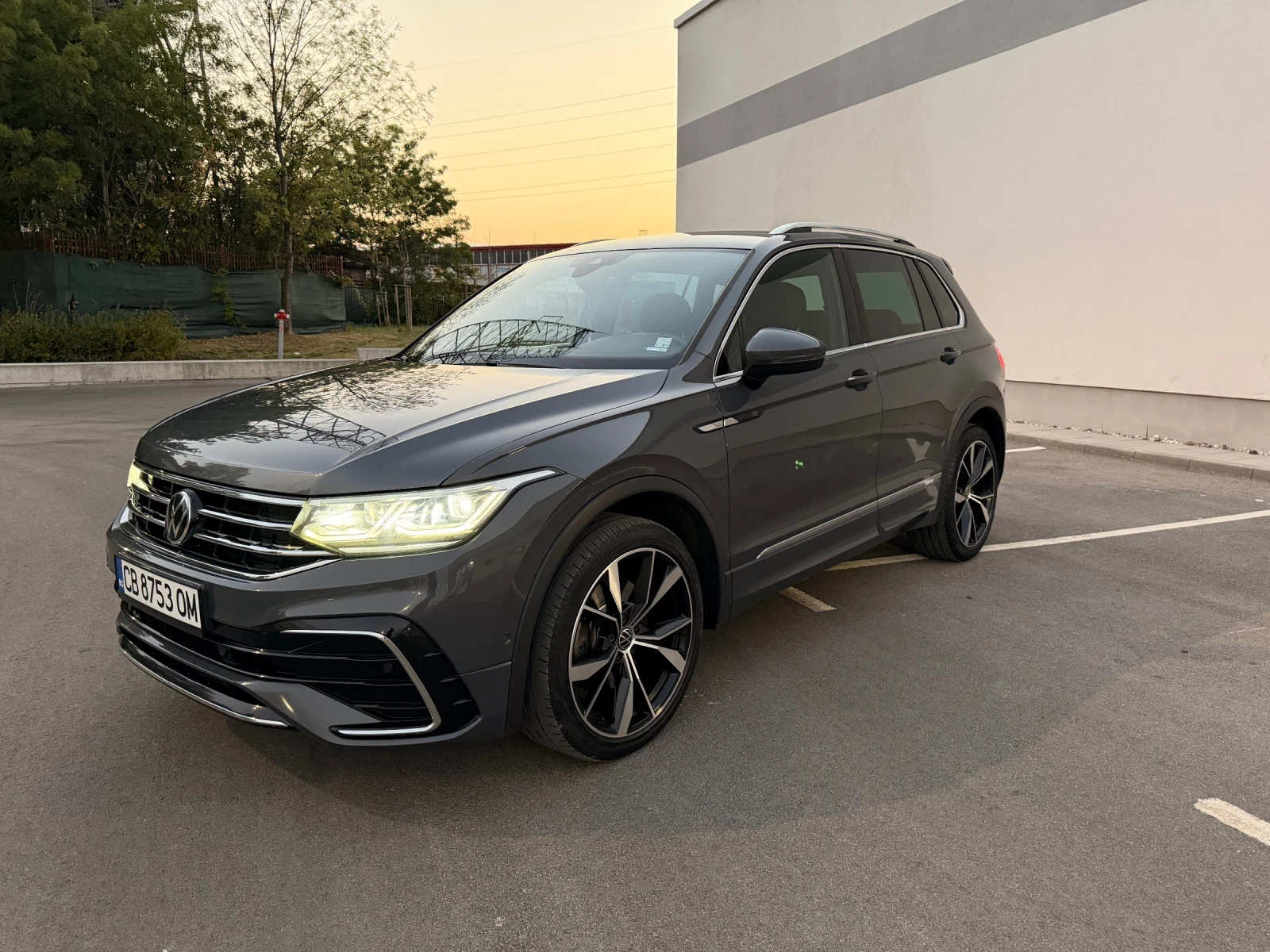 VW Tiguan 2.0 / R-LINE / 4x4