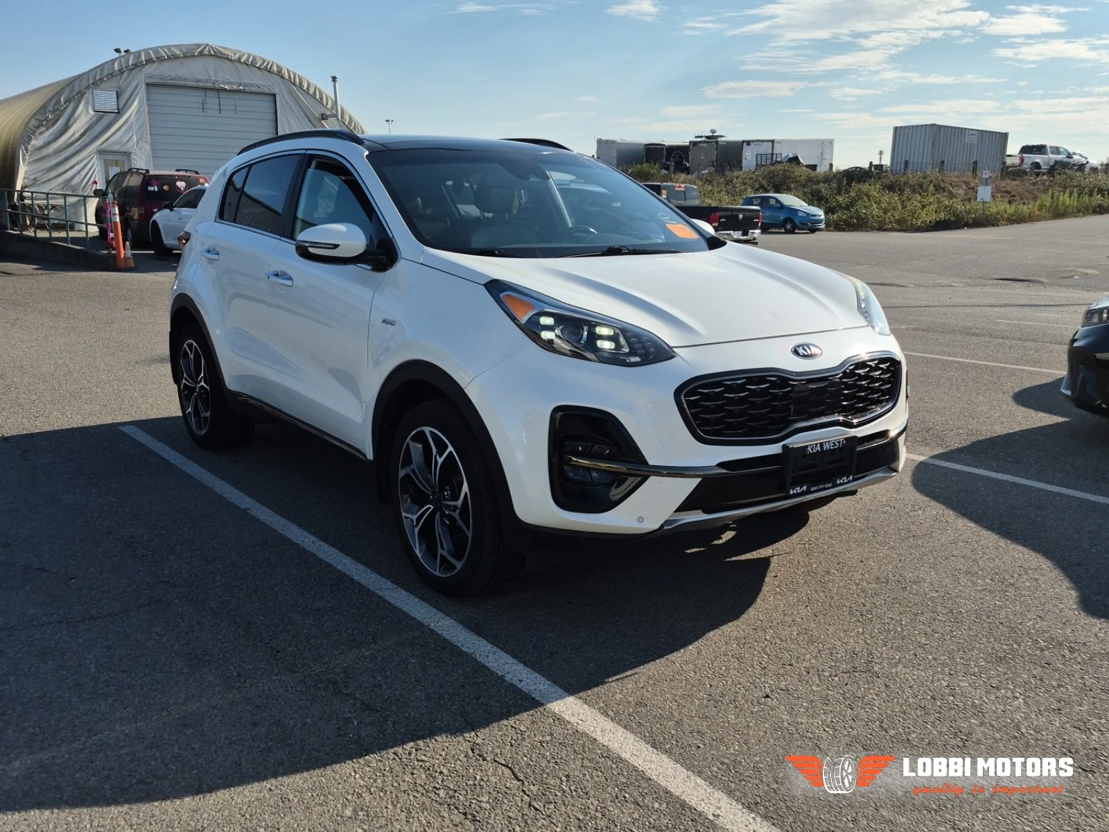 Kia Sportage, снимка 2 - Автомобили и джипове - 56018384
