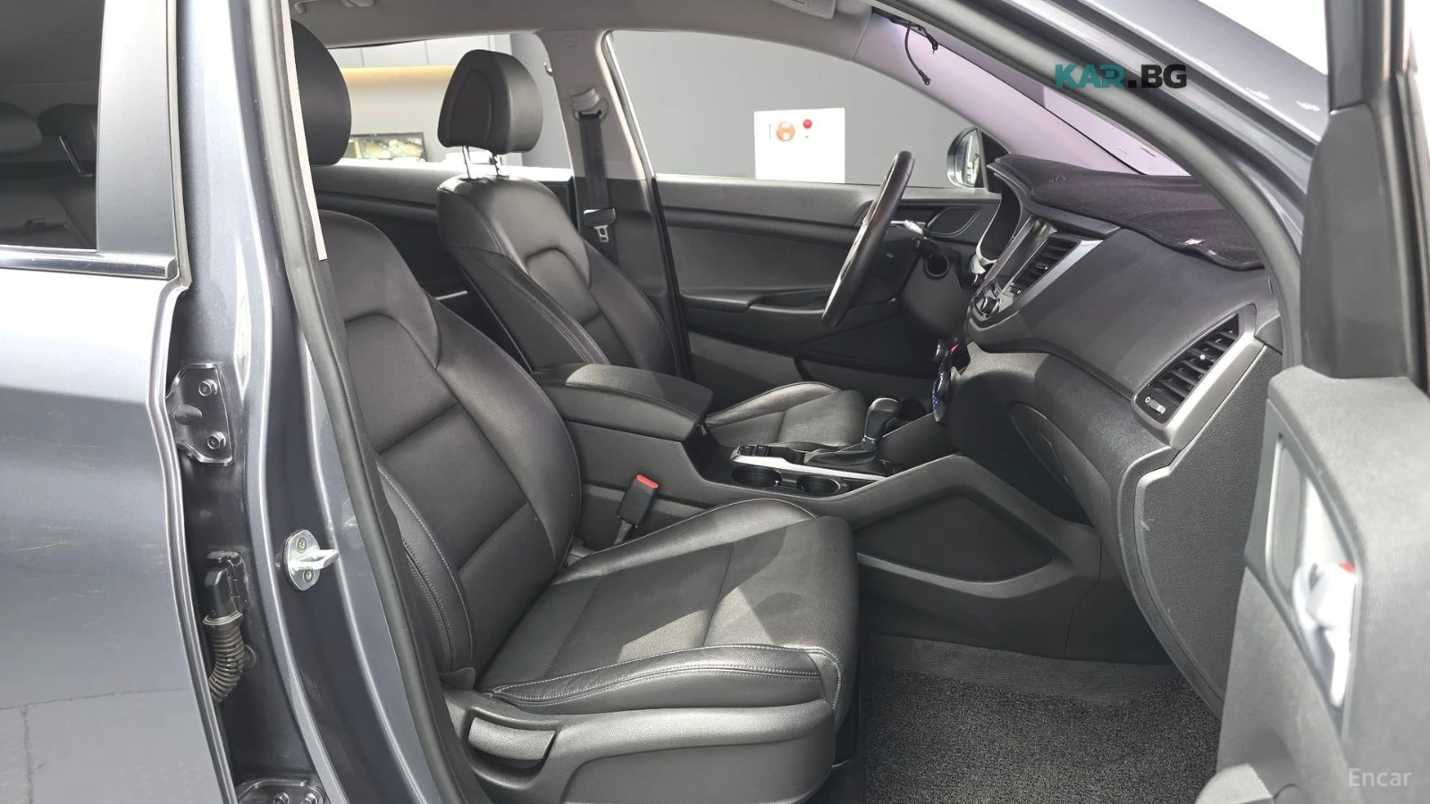 Hyundai Tucson ПОДГРЕВ* КОЖА* KEYLESS* КАМЕРА* , снимка 11 - Автомобили и джипове - 56194979