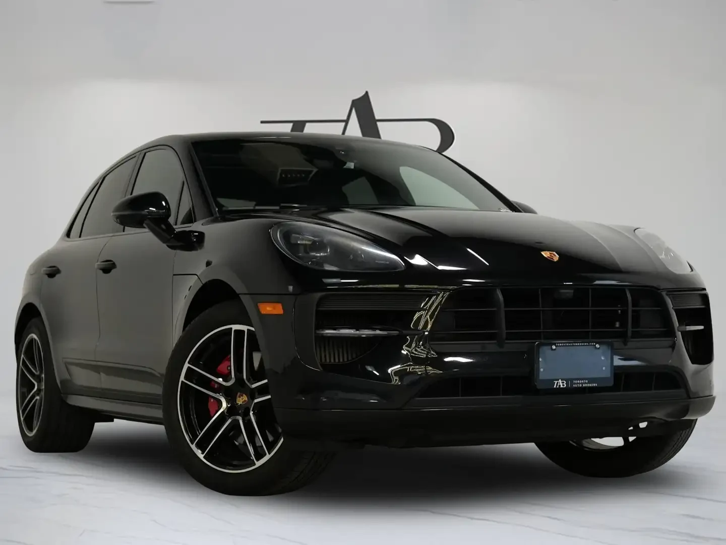 Porsche Macan GTS* Sport Chrono* Pano* 360* BOSE* LCA* PDLS+ * K, снимка 2 - Автомобили и джипове - 56207688