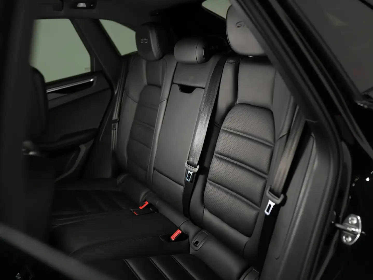 Porsche Macan GTS* Sport Chrono* Pano* 360* BOSE* LCA* PDLS+ * K, снимка 12 - Автомобили и джипове - 56207688