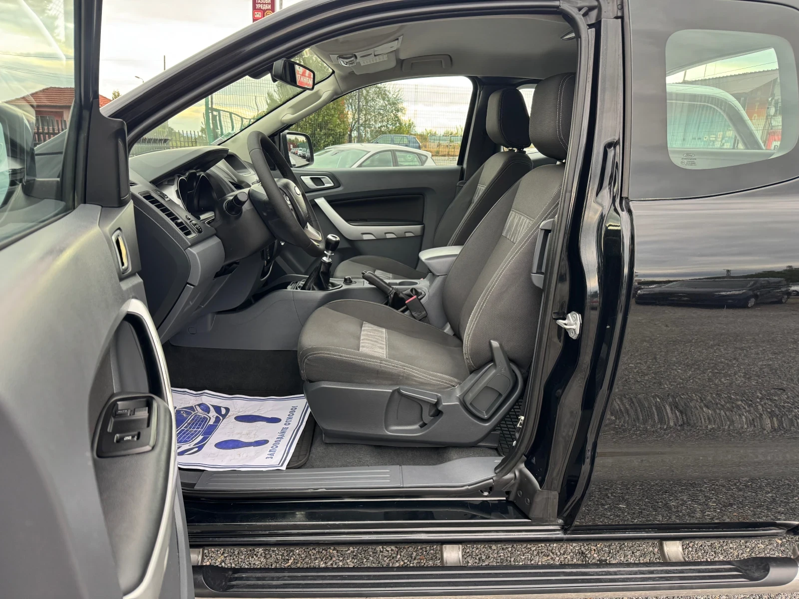 Ford Ranger 2.2TDCI 4x4 6sp!XLT! KLIMA! N1!! EURO 5B! France!!, снимка 11 - Автомобили и джипове - 56236963