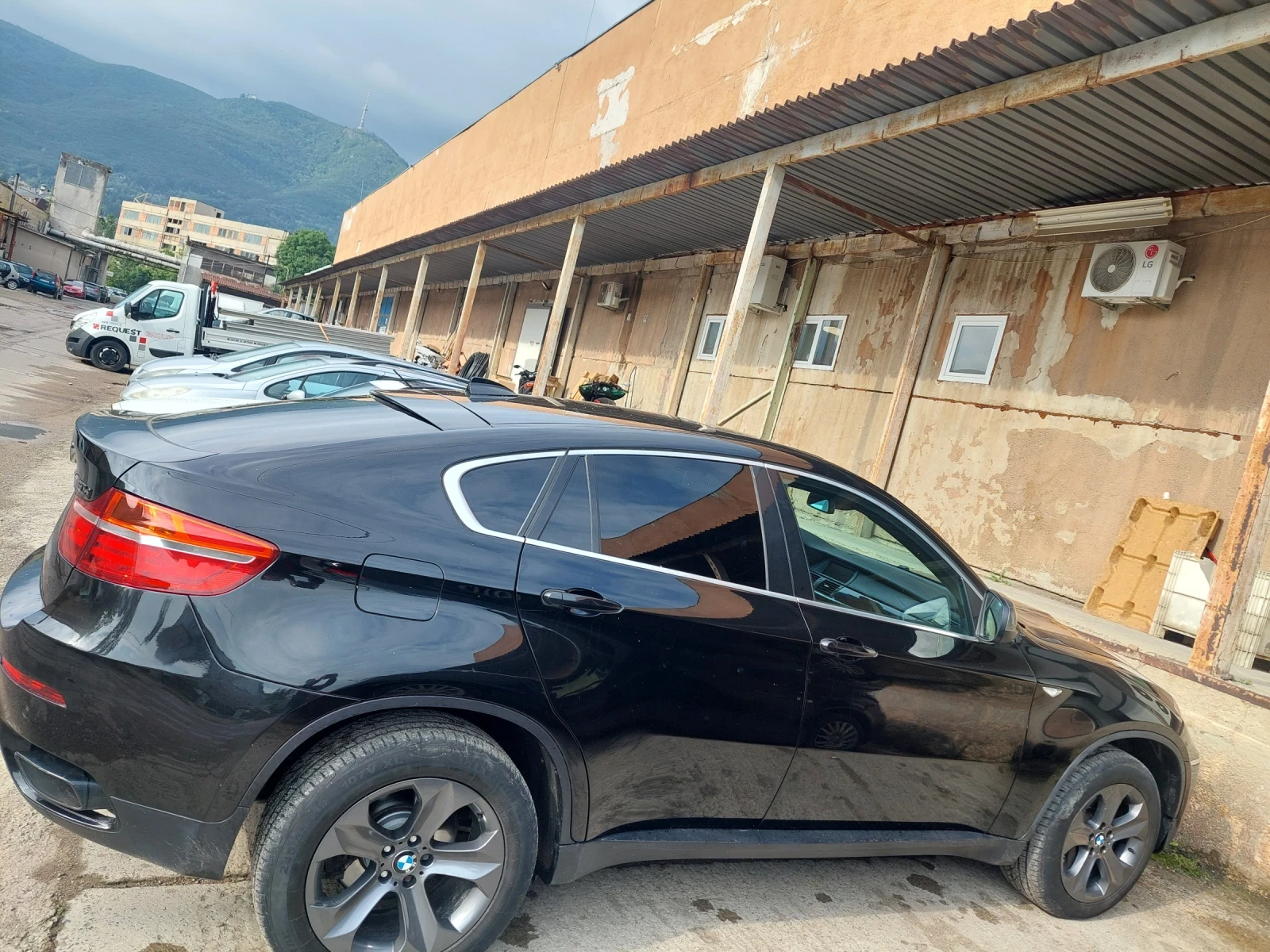 BMW X6 M50D, снимка 5 - Автомобили и джипове - 56343022