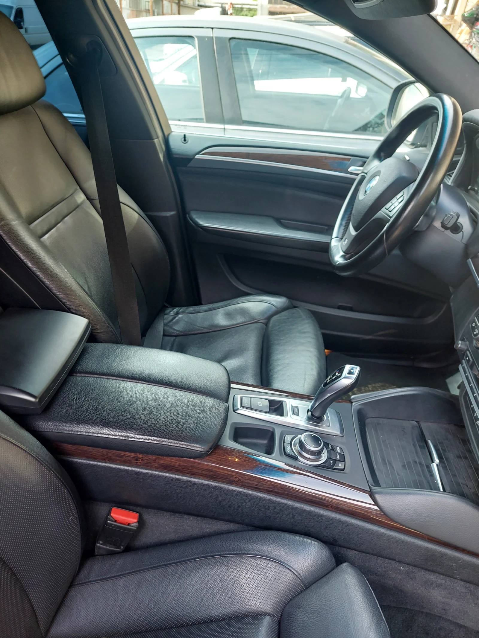 BMW X6 M50D, снимка 7 - Автомобили и джипове - 56343022