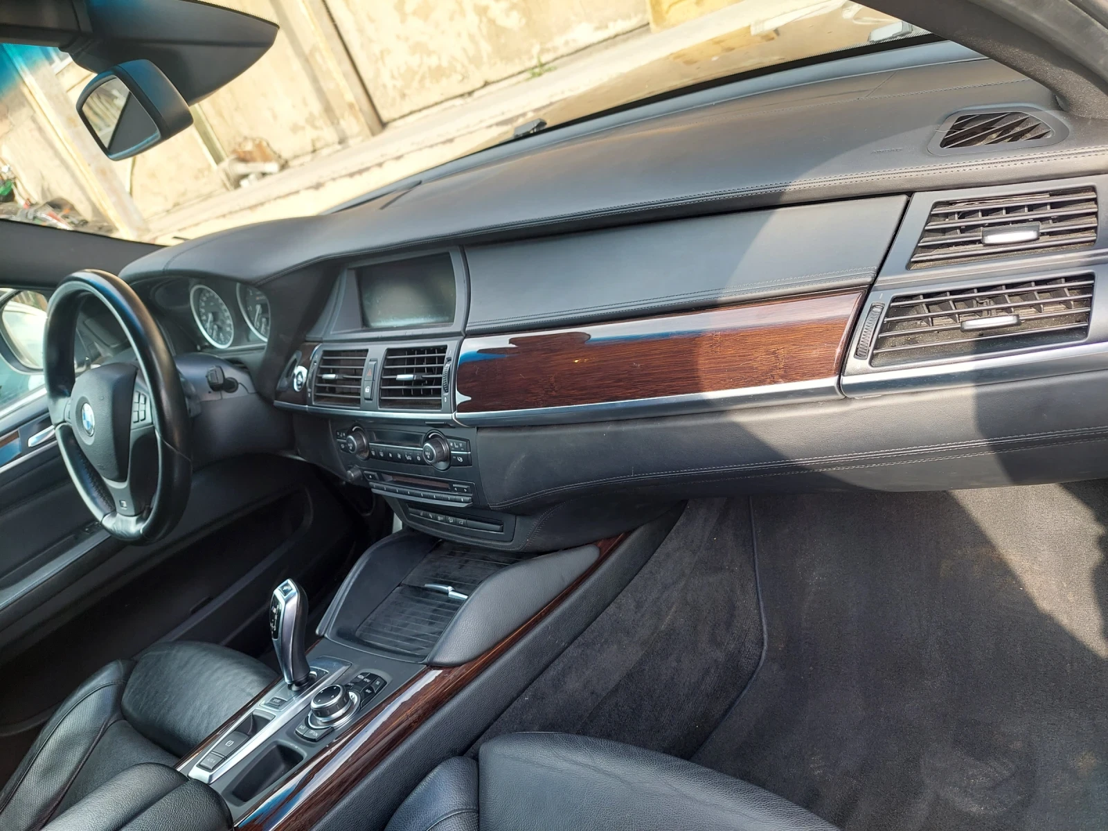 BMW X6 M50D, снимка 13 - Автомобили и джипове - 56343022