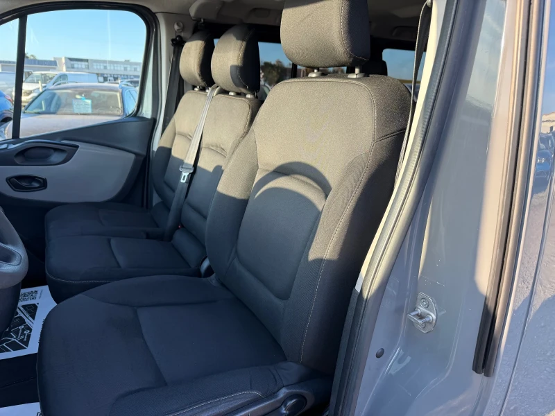 Renault Trafic 1.6D CH 9m 155000km, снимка 10 - Бусове и автобуси - 52301530