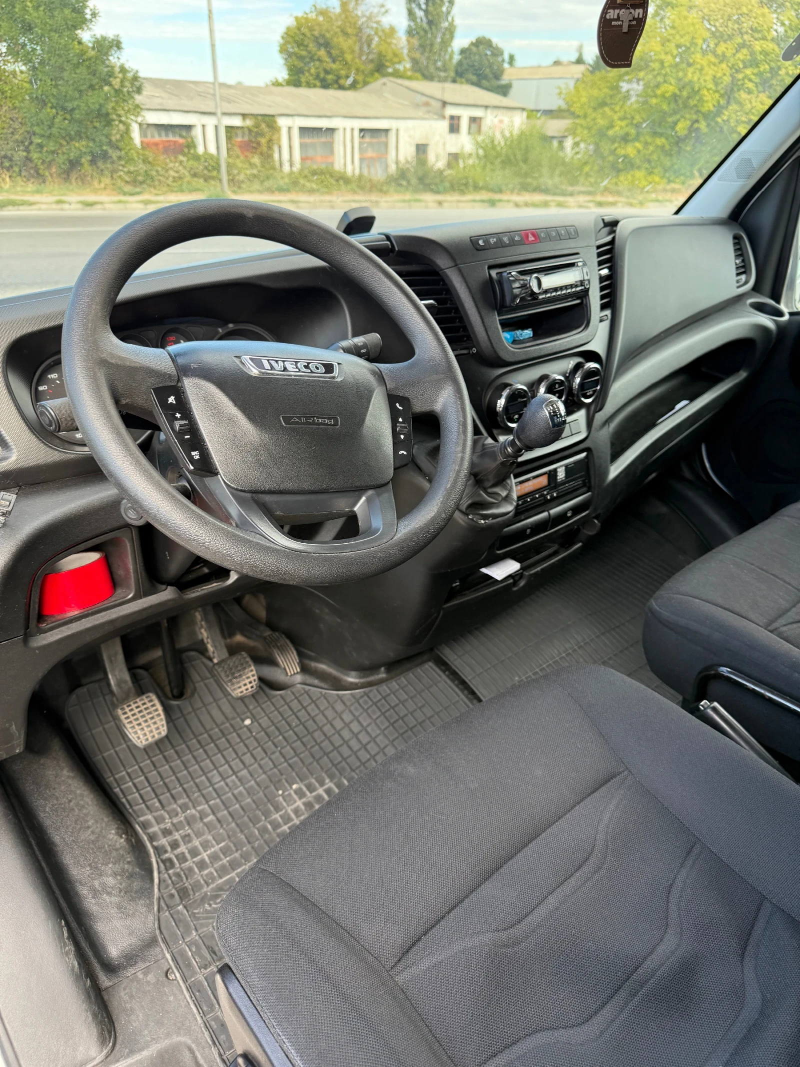 Iveco 35c17 Собствен лизинг - изображение 5