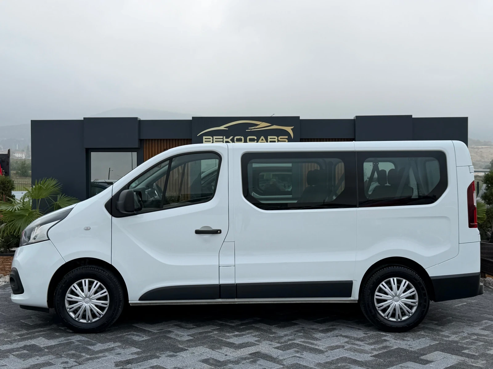 Renault Trafic 9-местен/климатик/Нов внос от Белгия! - изображение 8
