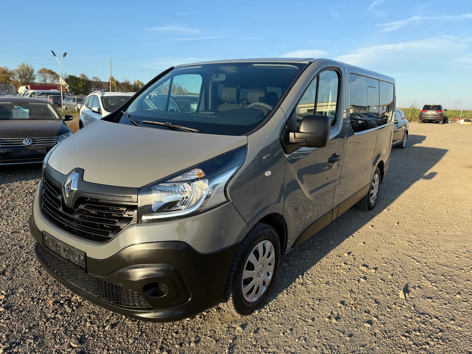 Renault Trafic 1.6D CH 9m 155000km | Mobile.bg   6