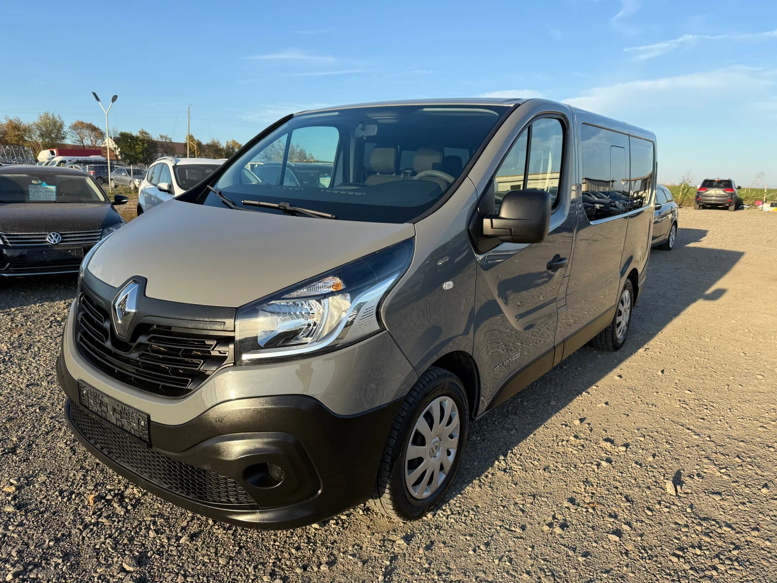 Renault Trafic 1.6D CH 9m 155000km | Mobile.bg   1