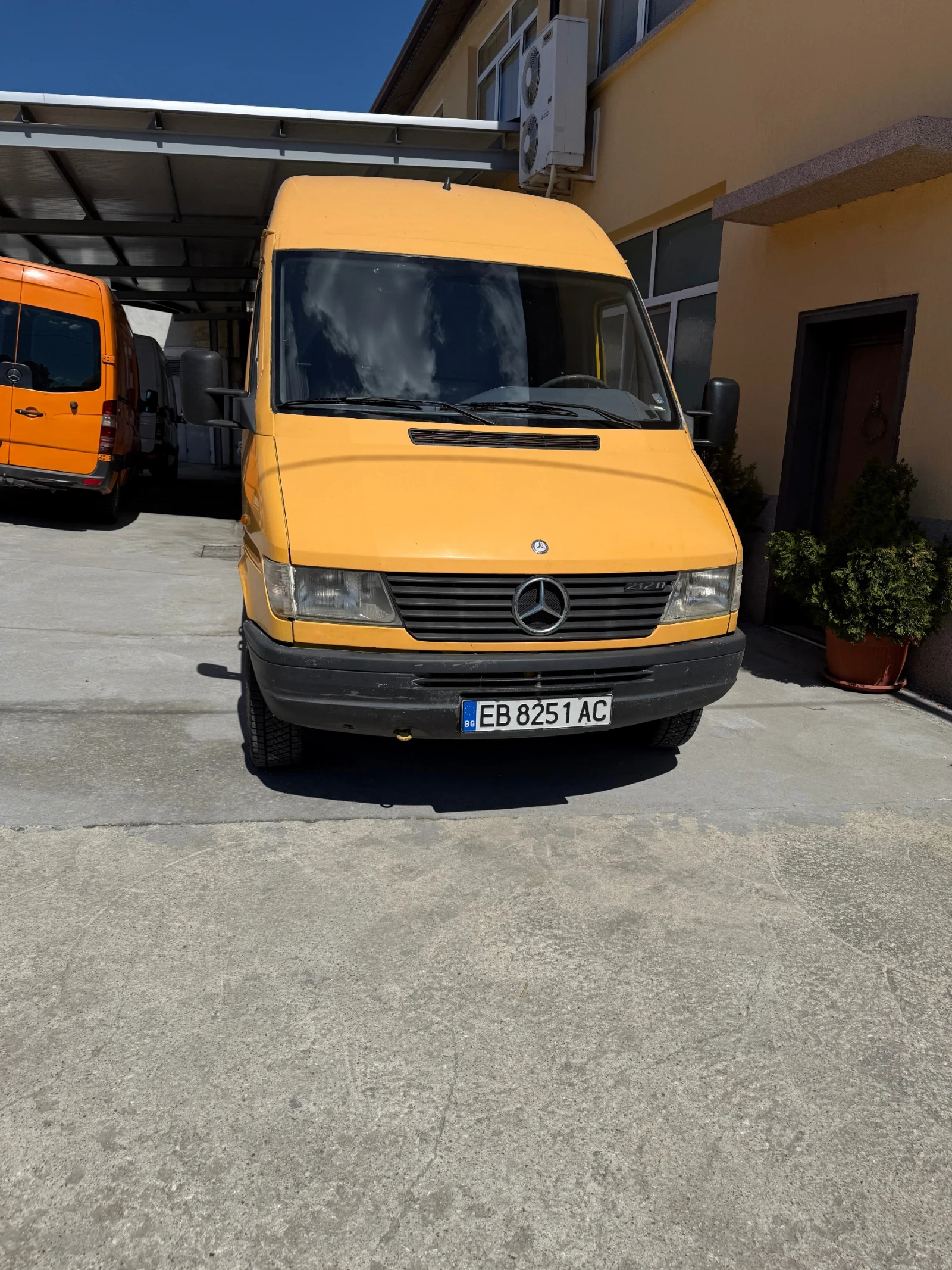 Mercedes-Benz Sprinter 212, снимка 3 - Бусове и автобуси - 54116242