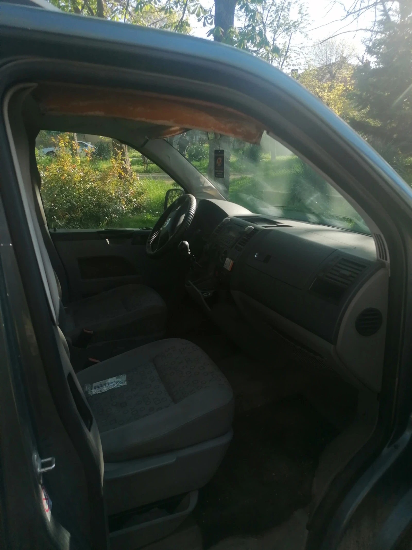 VW T5 2.5 TDI, снимка 10 - Бусове и автобуси - 54313940