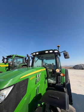 Трактор John Deere 6105R IVT TLS, снимка 2