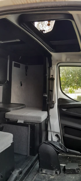 Продавам джамия за бус с две спални помещения. , снимка 10