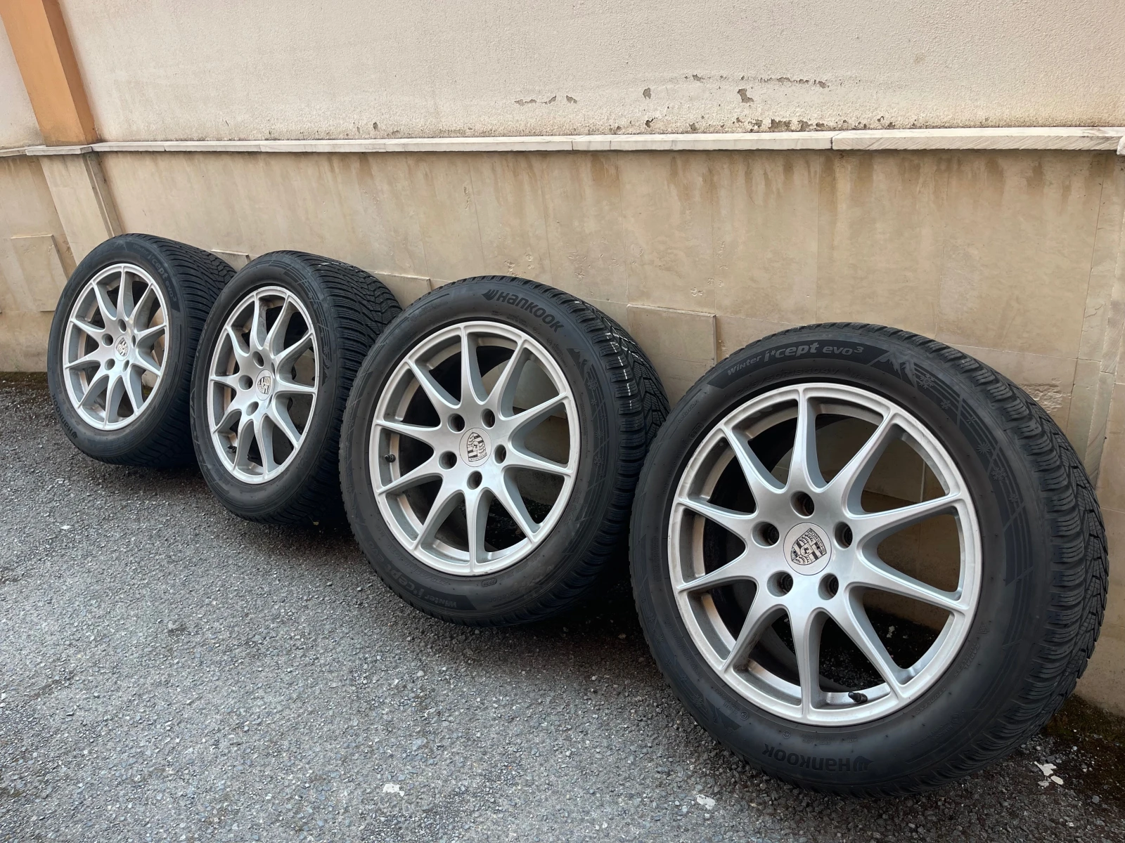 ���� � ������ 275/45R18 �� Porsche Panamera | Mobile.bg � ����������� 1