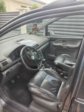 VW Sharan, снимка 3