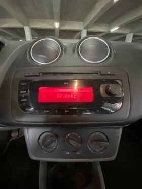 Seat Ibiza SC, снимка 12 - Автомобили и джипове - 45881241