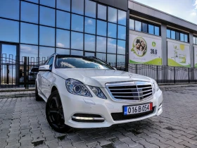 Mercedes-Benz E 350 * 4MATIC* AVANTGARDE* PANORAMA* FULL, снимка 9