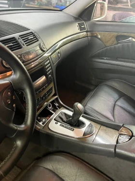 Mercedes-Benz E 270 Авангард, снимка 4