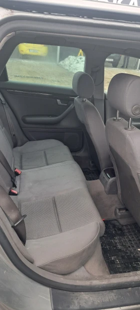 Audi A4 - 2700 € / 5280.74 лв. - 22528700 12