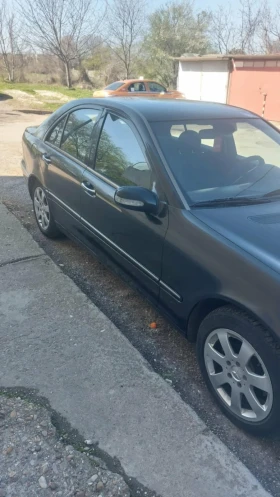 Mercedes-Benz C 220 - 1600 € / 3129.33 лв. - 31034701 3