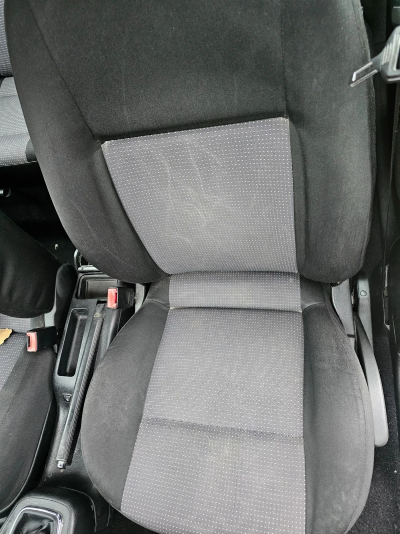 VW Golf 1.6 gpl 152000km, снимка 11 - Автомобили и джипове - 49336986