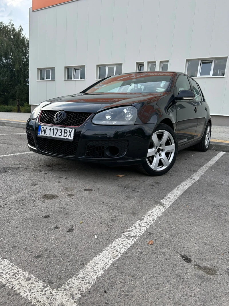 VW Golf, снимка 1 - Автомобили и джипове - 49577628