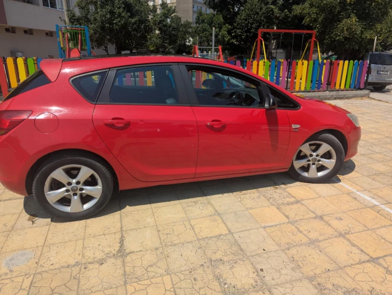 Opel Astra, снимка 8 - Автомобили и джипове - 52488527