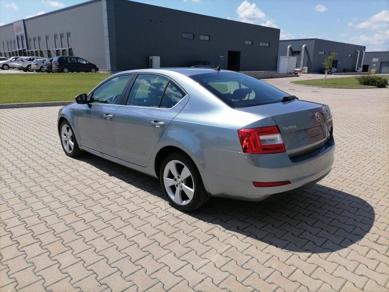 Skoda Octavia 2.0 TDI DSG, снимка 3 - Автомобили и джипове - 51156021
