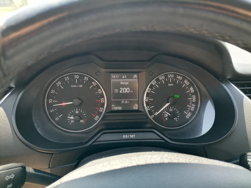 Skoda Octavia 2.0 TDI DSG, снимка 9 - Автомобили и джипове - 51156021