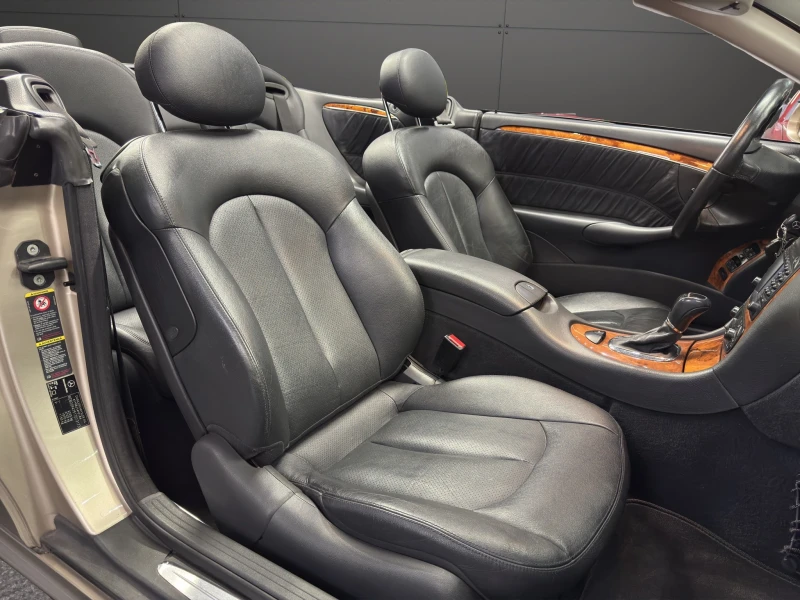 Mercedes-Benz CLK 500 AMG пакет, снимка 13 - Автомобили и джипове - 52090087